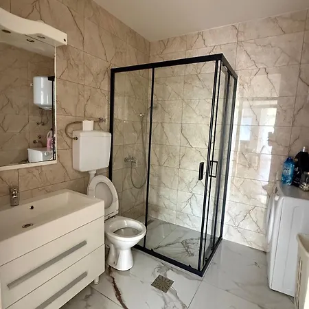 Apartment M *